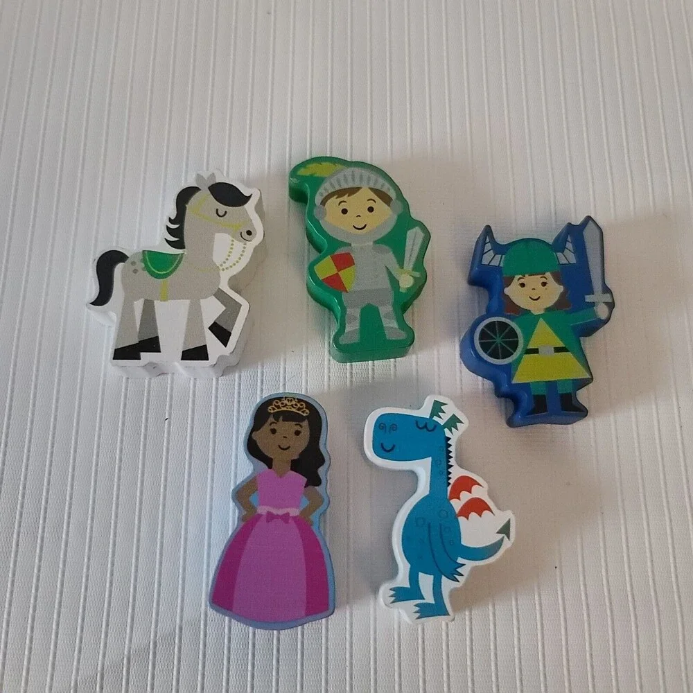 Wooden Medevil Castle Dragon Knight Princess Horse Lot